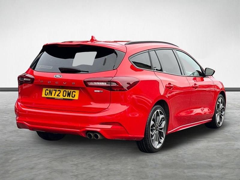 Used Ford Focus ST-Line 153 HP (112 kW) 2022 Red Estate