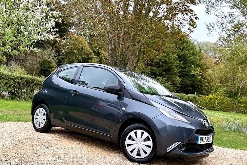 Grey Used 2017 Toyota Aygo Hatchback | £5,995 (Good price) - Image 1/1