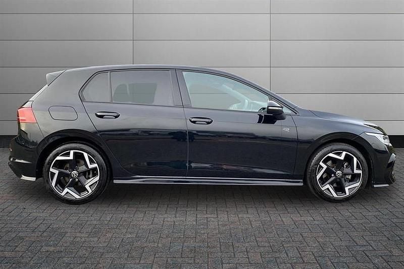 Used VW Golf VIII R-line 150 HP (110 kW) 2025 Grenadilla black Hatchback