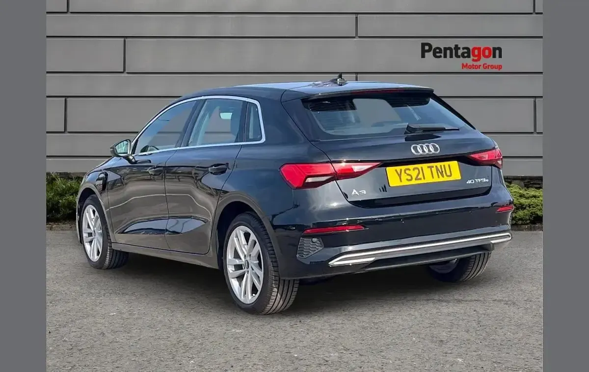 Used Audi A3 e-tron Sport 200 HP (147 kW) 2021 Black Hatchback