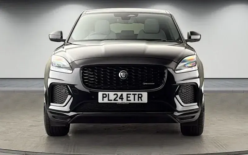 Używany Jaguar E-Pace R-Dynamic 204 KM (150 kW) 2024 Czarny SUV