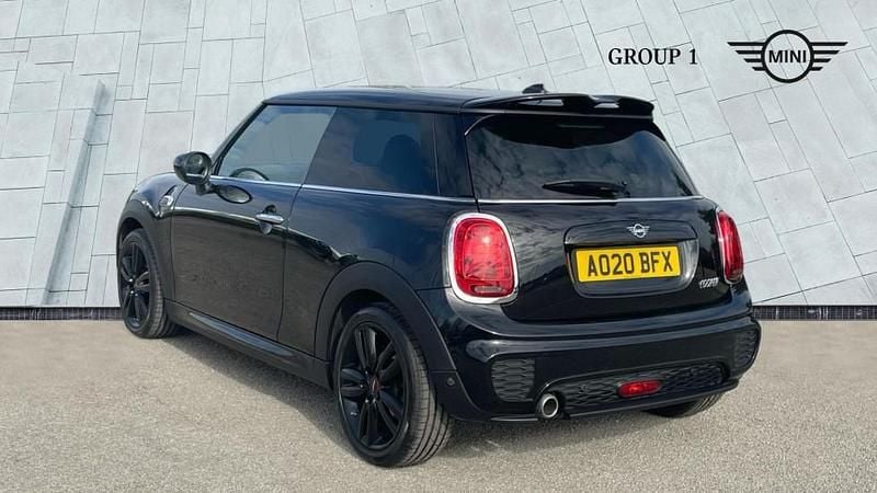 Used Mini Cooper Hatch 134 HP (98 kW) 2020 Black Hatchback