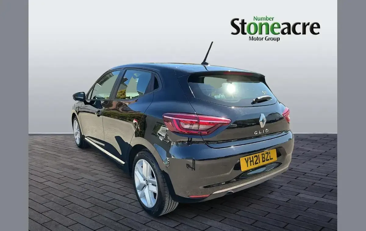 Used Renault Clio Play 99 HP (72 kW) 2021 Black Hatchback