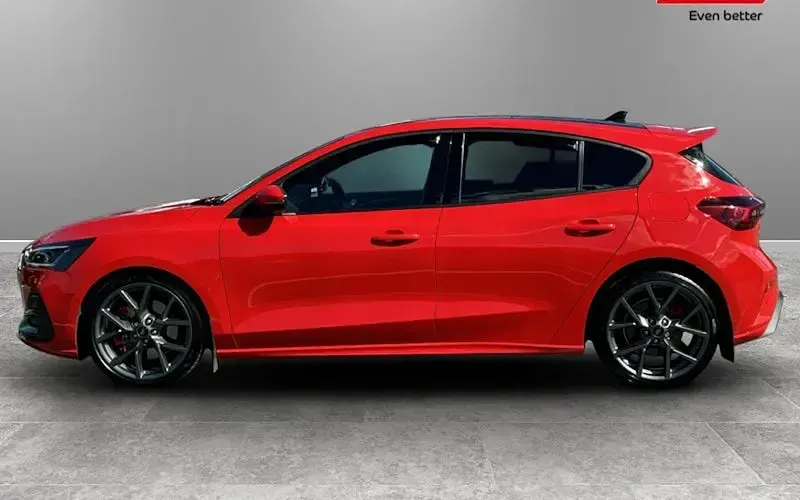 Używany Ford Focus ST 280 KM (205 kW) 2024 Hatchback