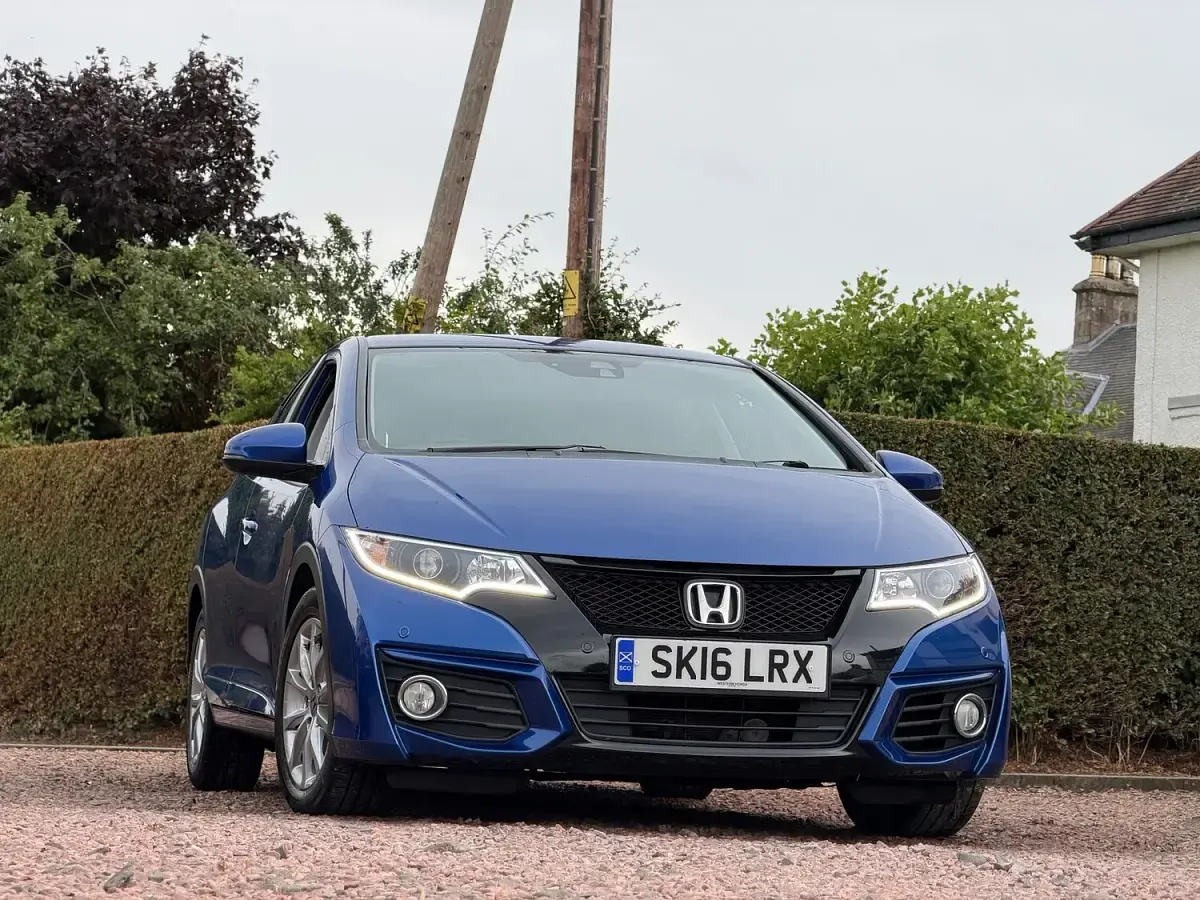 Used Honda Civic SE Plus 120 HP (88 kW) 2016 Blue Hatchback