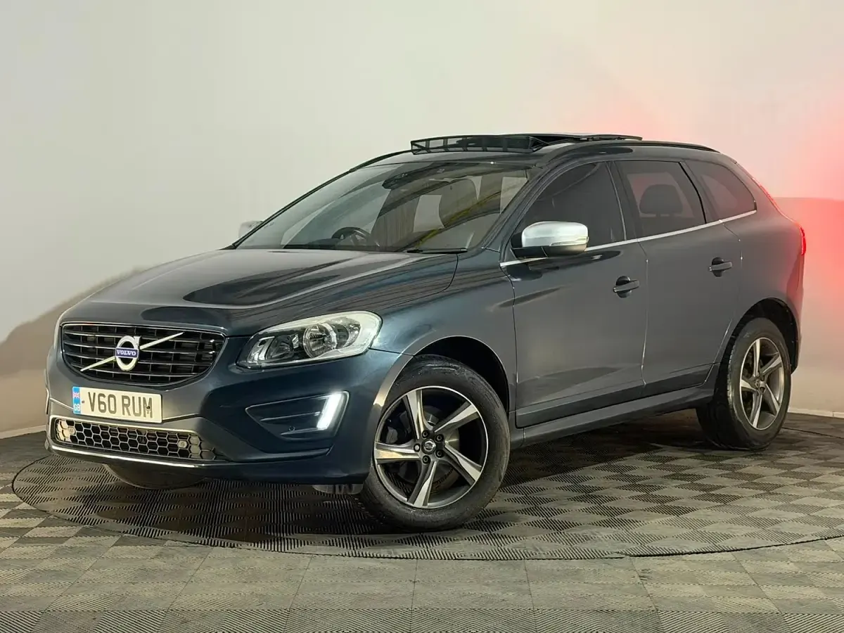 Used Volvo XC60 R-Design 190 HP (139 kW) 2015 Grey SUV