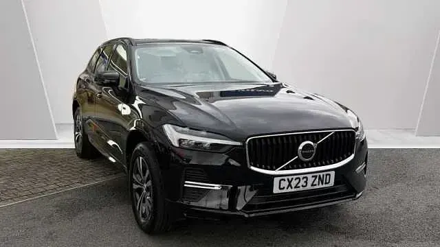 Usado Volvo XC60 Core 247 HP (181 kW) 2023 SUV