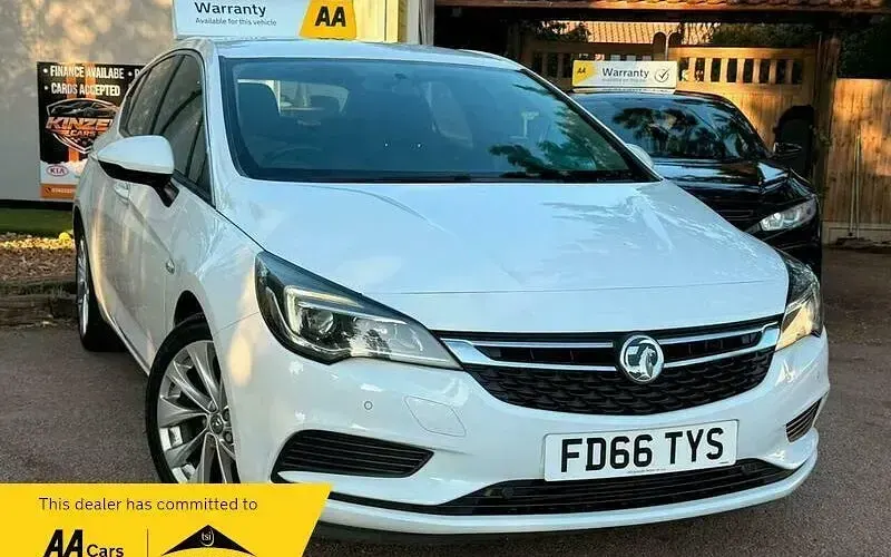 Used Vauxhall Astra S 105 HP (77 kW) 2016 Hatchback