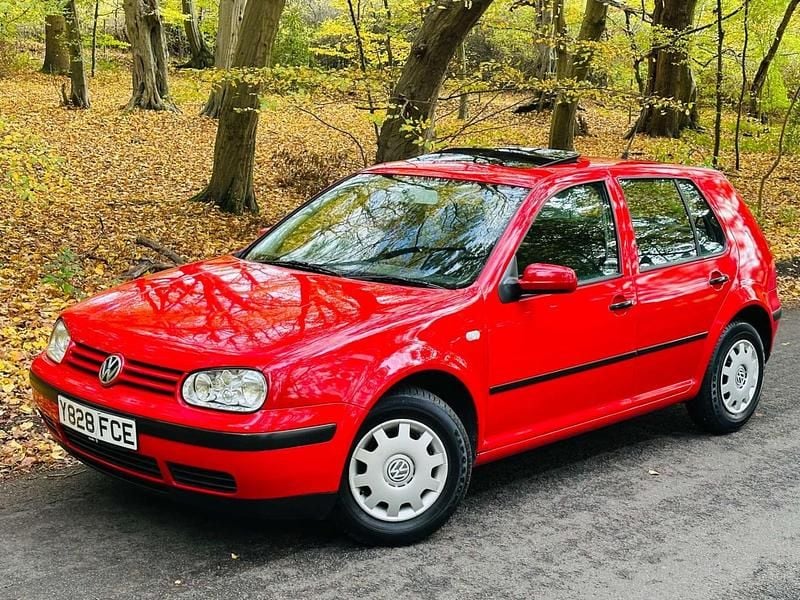 Red Used 2001 VW Golf IV S Hatchback | £1,189 (Fair price) - Image 1/4