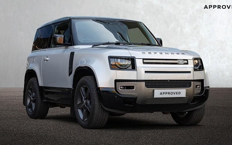 Used 2023 Land Rover Defender SE Dynamic SUV | £44,306 (Super price) - Image 1/4