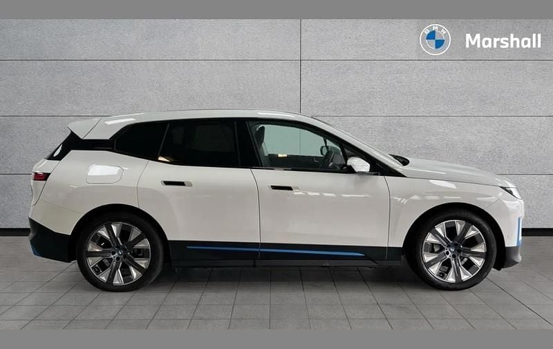 Usado BMW iX Sport Line 239 kW (326 HP) 2023 Branco SUV