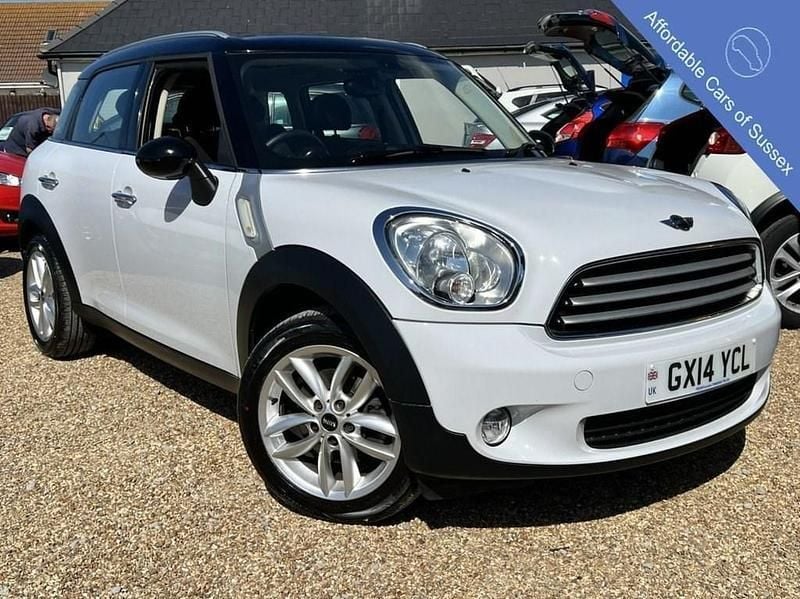 White Used 2014 Mini Cooper Countryman SUV | £7,495 (Fair price) - Image 1/4