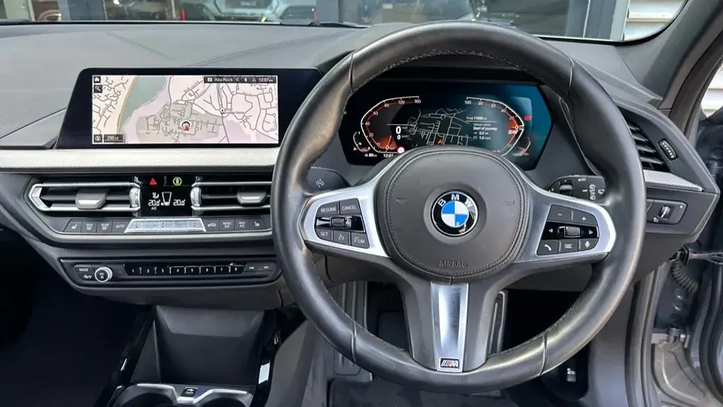Used BMW 118 M Sport 136 HP (100 kW) 2023 Grey Hatchback