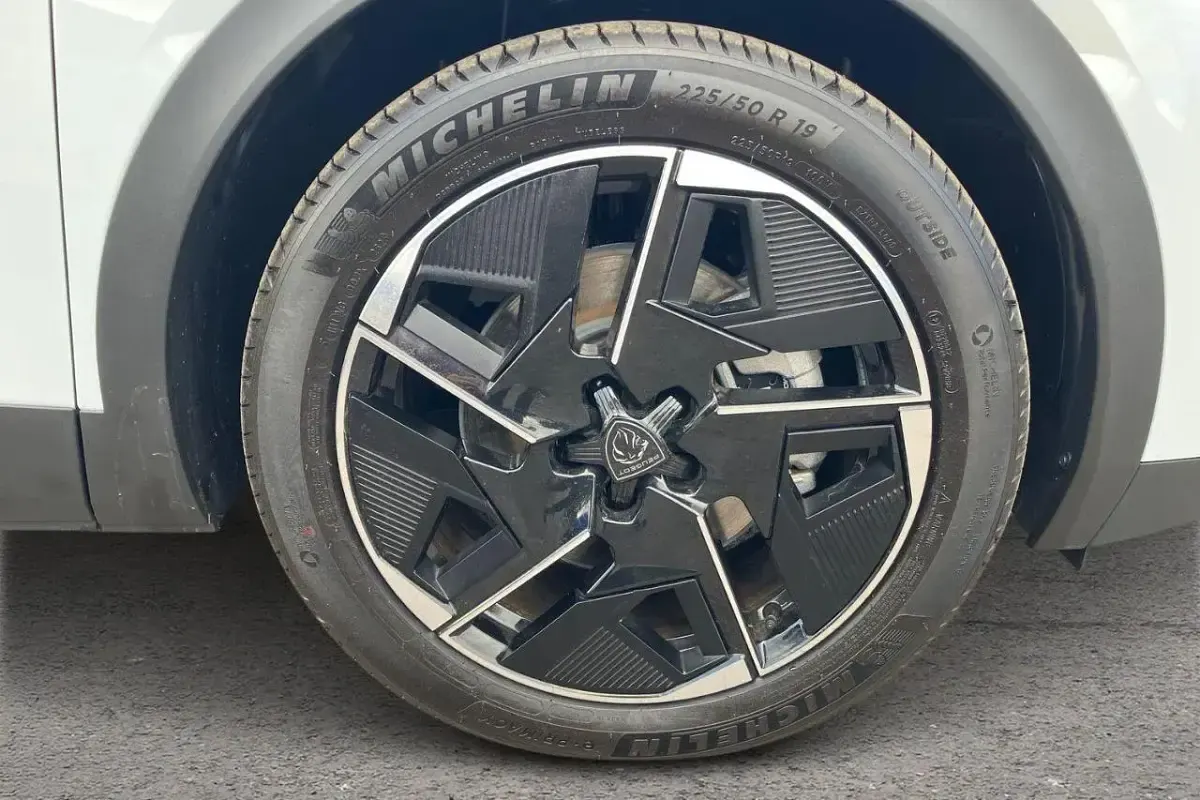 New Peugeot e-408 GT 152 kW (207 HP) 2026 White SUV