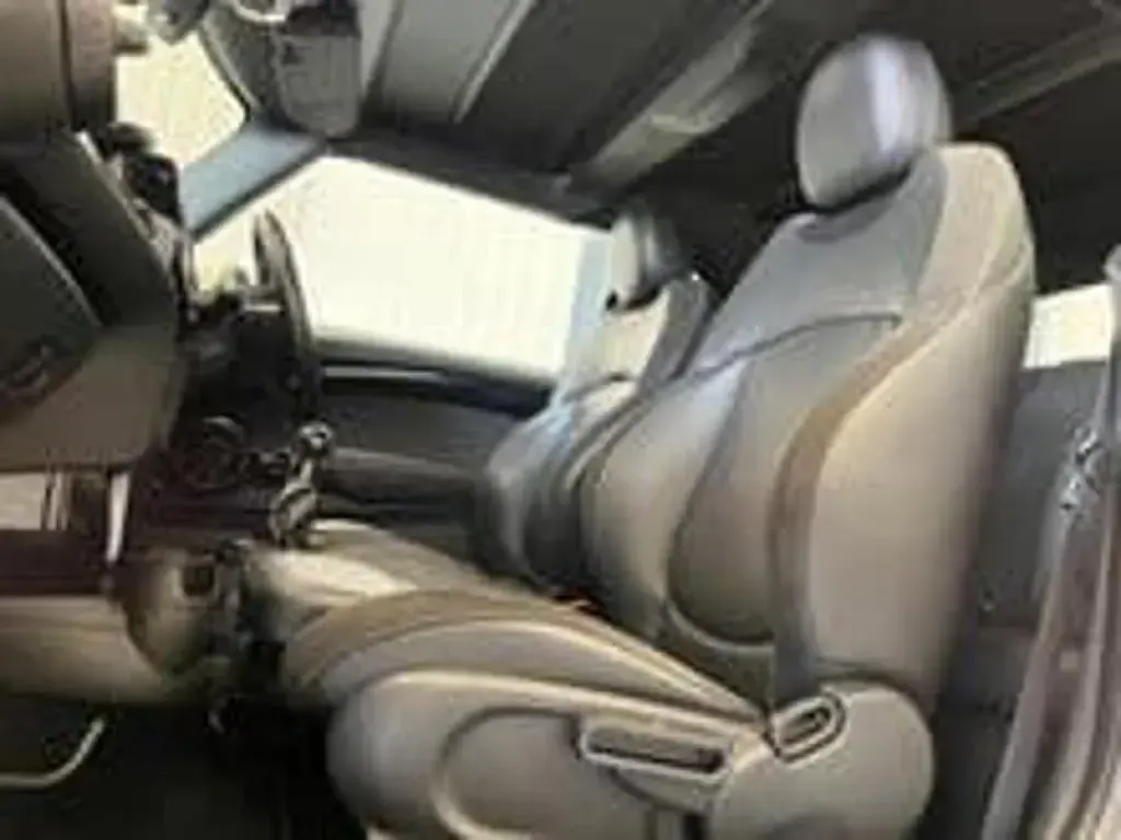 Used Mini Cooper S Cabriolet 189 HP (139 kW) 2017 White Cabriolet