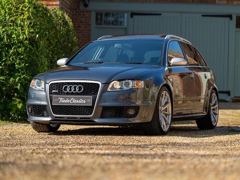 Used Audi RS4 420 HP (308 kW) 2006 Grey Estate