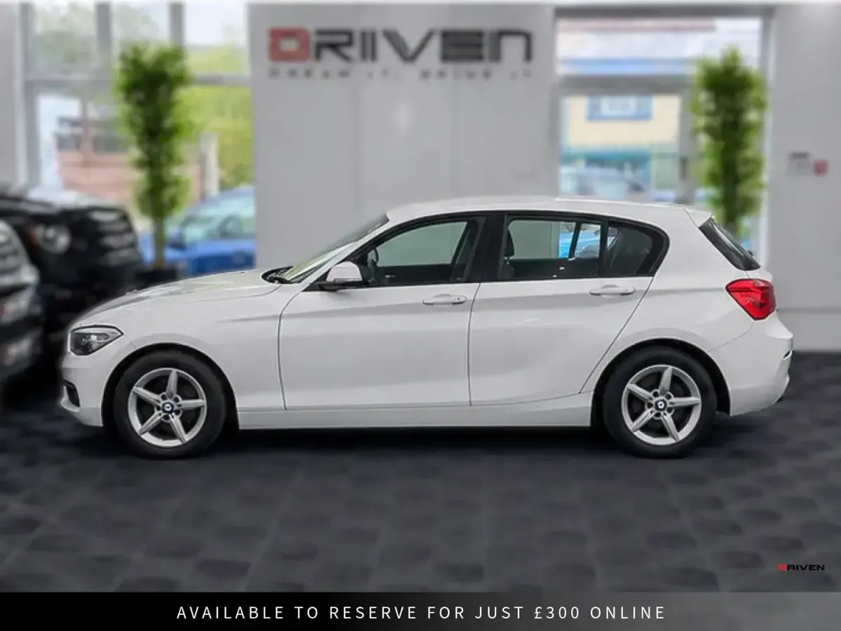 Usado BMW 118 Comfort Edition 2016 Blanco Utilitario