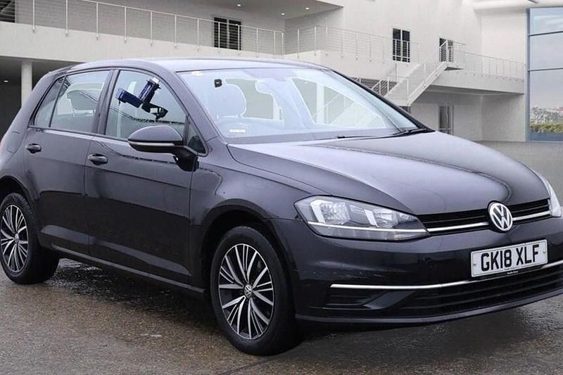 Black Used 2018 VW Golf VII SE Hatchback | £9,290 (Fair price) - Image 1/1