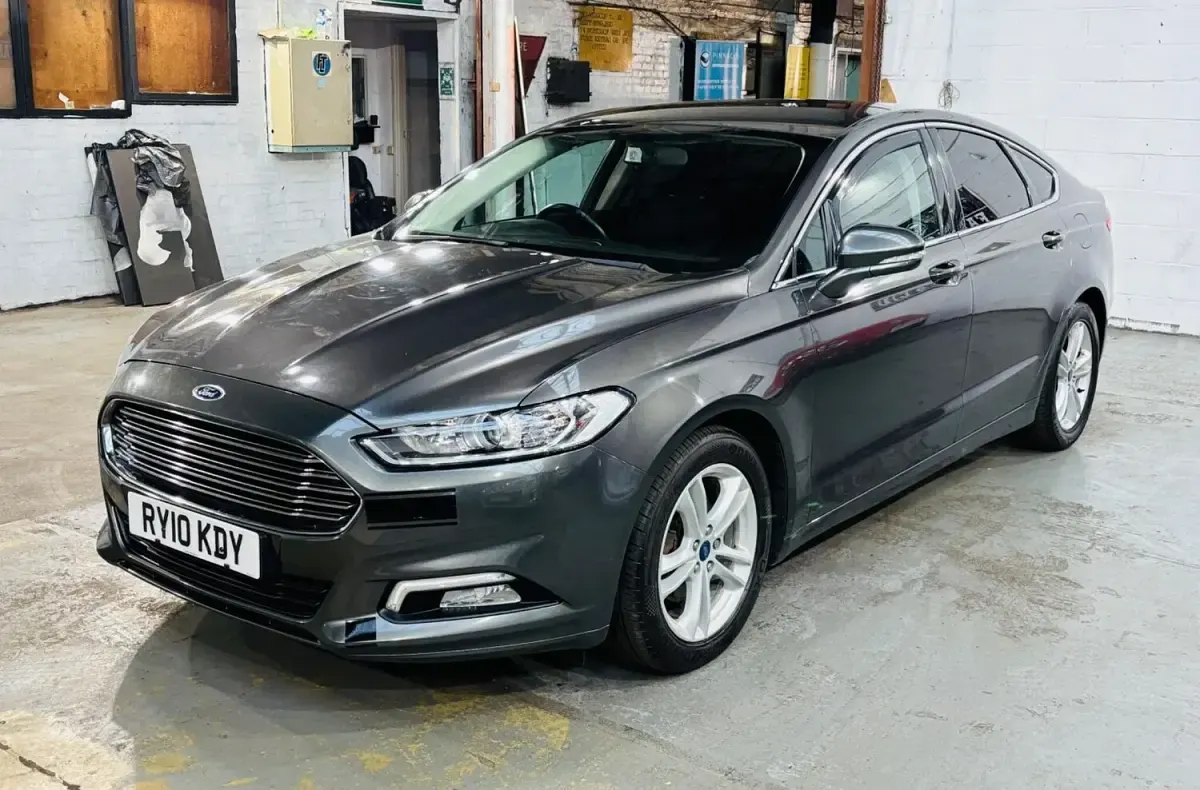 Used Ford Mondeo Zetec 2016 Grey Hatchback