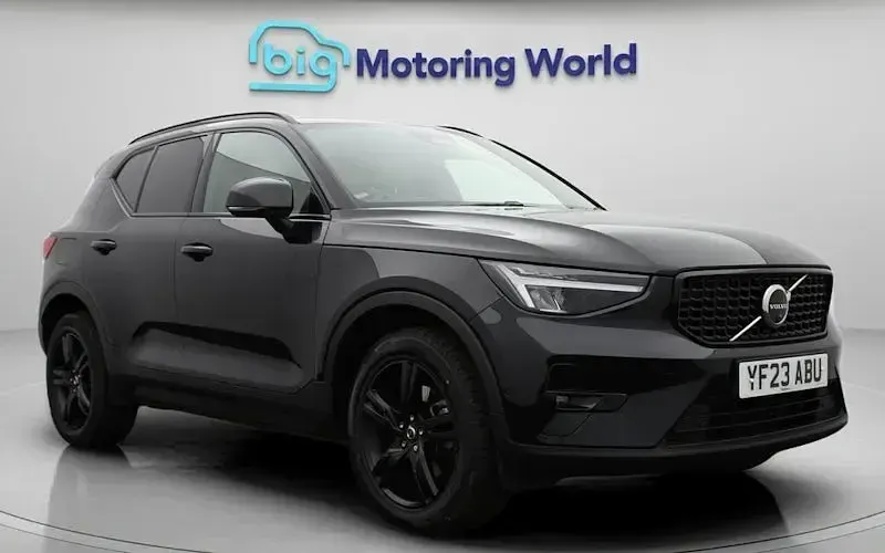Used Volvo XC40 Plus 197 HP (144 kW) 2022 SUV