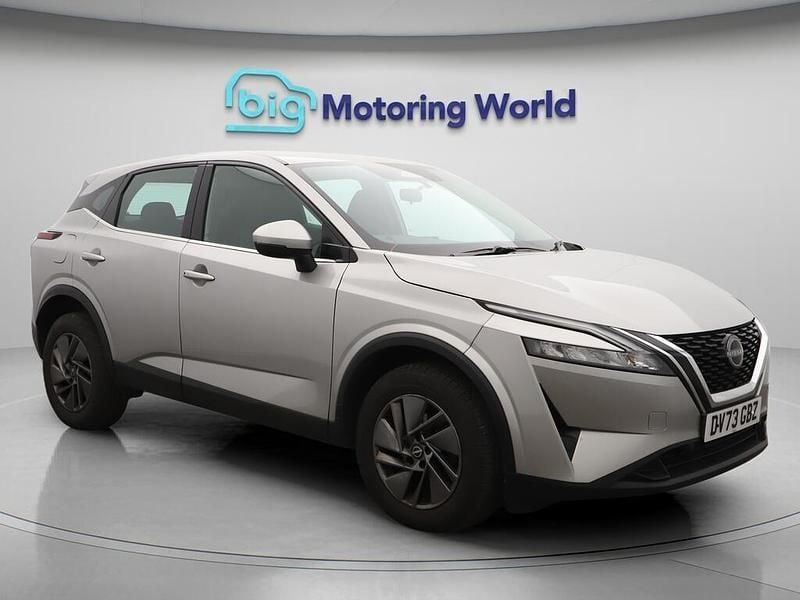 Silver Used 2023 Nissan Qashqai Acenta Premium SUV | £17,200 (Good price) - Image 1/4