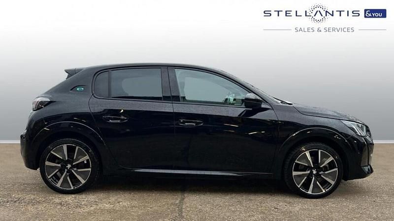 Used Peugeot e-208 Premium 98 kW (134 HP) 2021 Black Hatchback