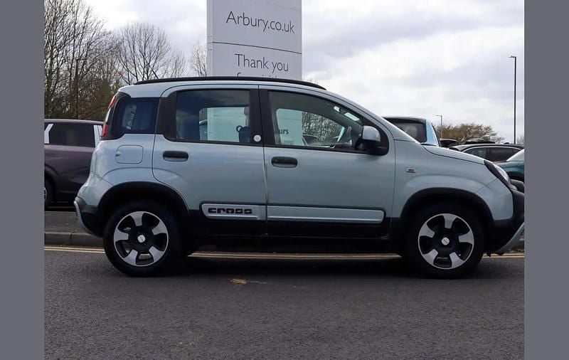 Used Fiat Panda Cross Cross 68 HP (50 kW) 2020 Green Hatchback