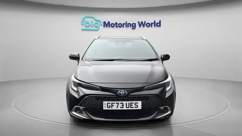 Used Toyota Corolla Design 196 HP (144 kW) 2023 Black Estate
