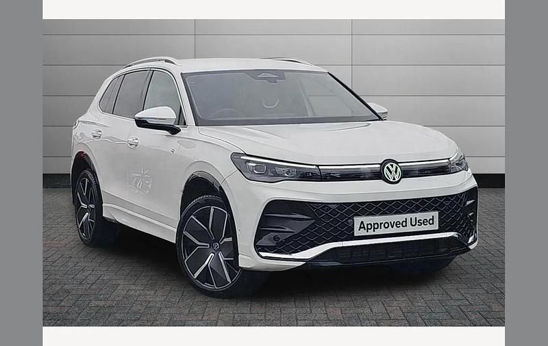 Used VW Tiguan R-line 150 HP (110 kW) 2026 White SUV