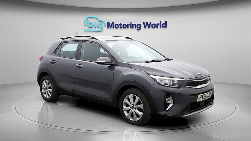 Grey Used 2021 Kia Stonic SUV | £10,434 (Fair price) - Image 1/4