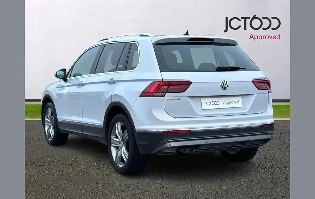 Usado VW Tiguan SEL 150 CV (110 kW) 2018 Plateado SUV