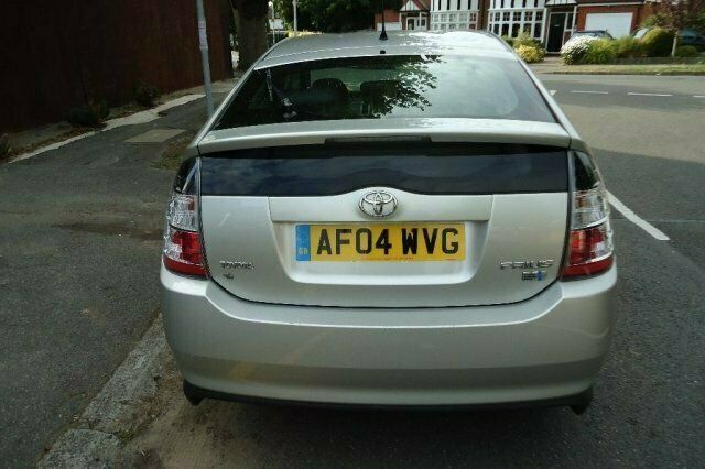 Used Toyota Prius 76 HP (55 kW) 2004 Hatchback