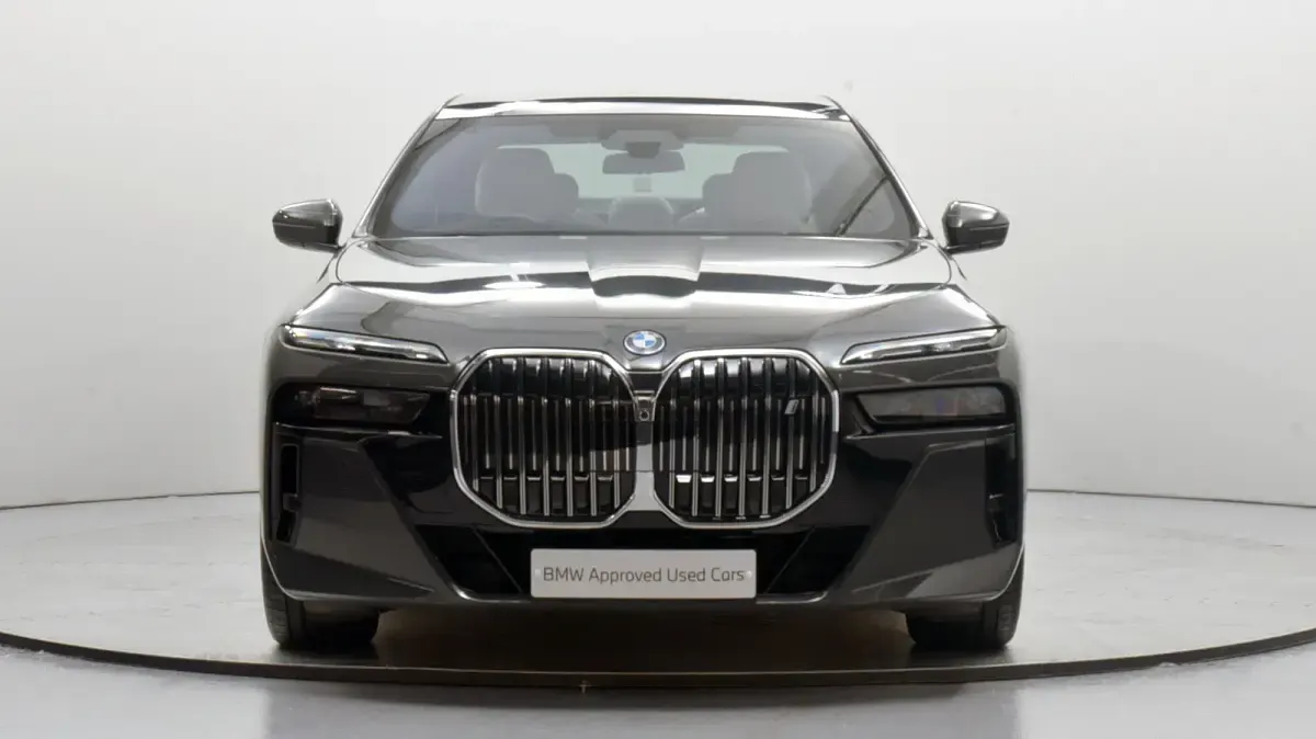 Used BMW i7 M Sport 330 kW (449 HP) 2025 Grey Sedan