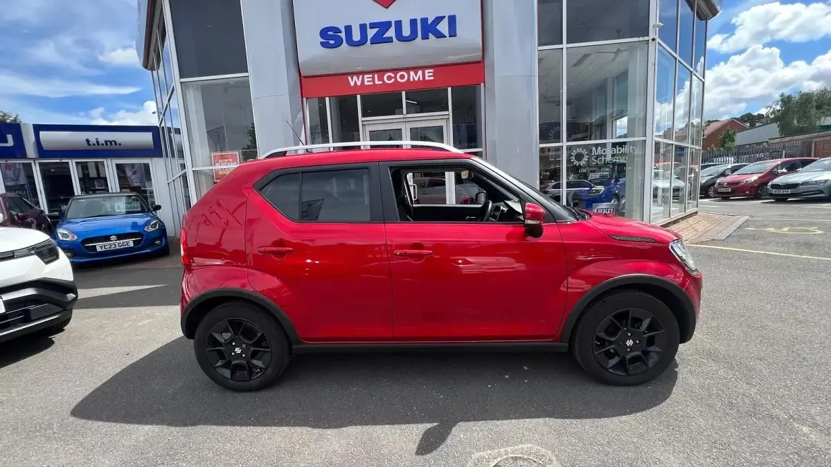 Used Suzuki Ignis SZ5 83 HP (61 kW) 2023 Red SUV