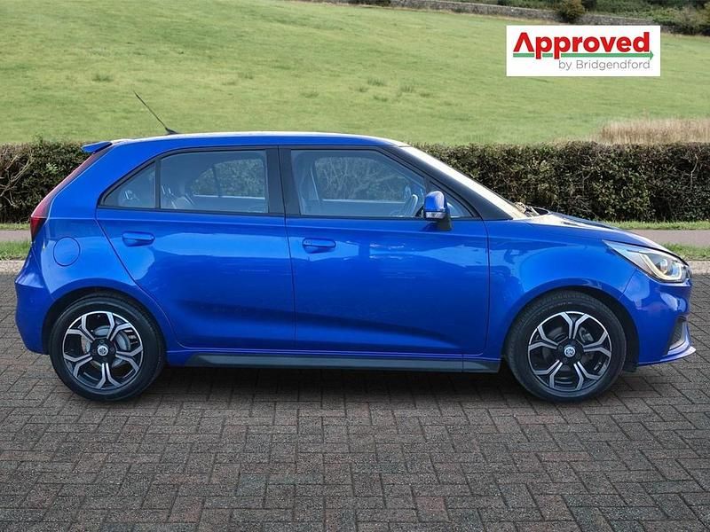 Used MG MG3 Excite 106 HP (77 kW) 2019 Blue Hatchback