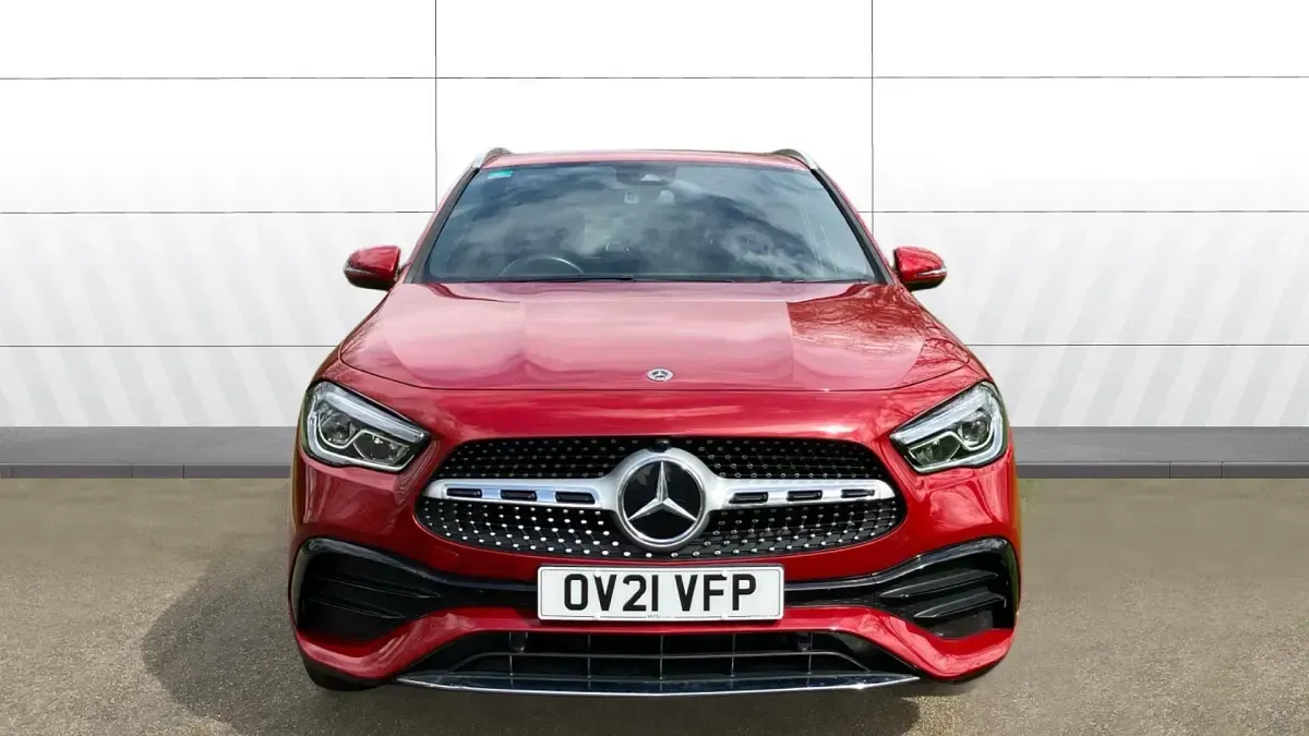 Usado Mercedes GLA200 AMG line 163 HP (119 kW) 2021 Vermelho SUV