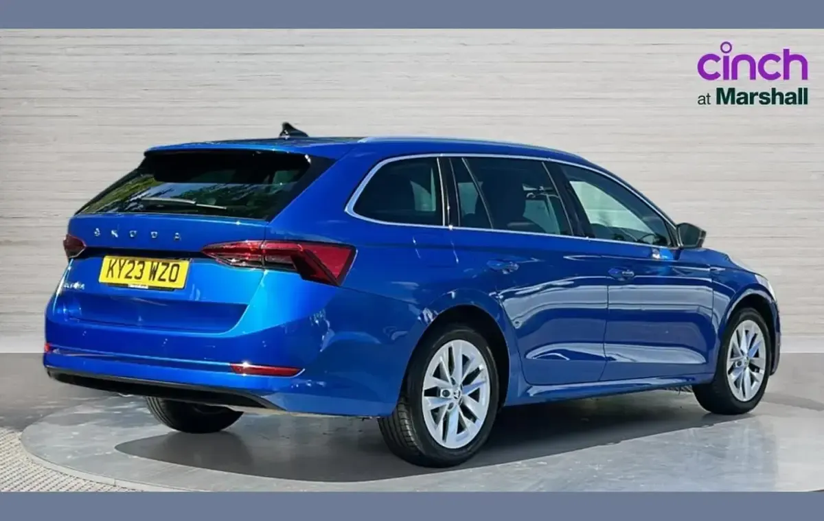 Used Skoda Octavia SE L 150 HP (110 kW) 2023 Blue Estate
