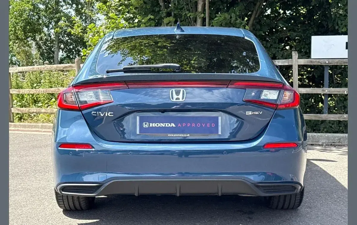 Used Honda Civic Advance 143 HP (105 kW) 2026 Seabed blue Hatchback