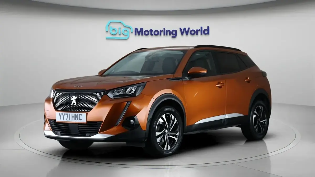 Used Peugeot 2008 Allure Premium 101 HP (74 kW) 2021 Orange SUV