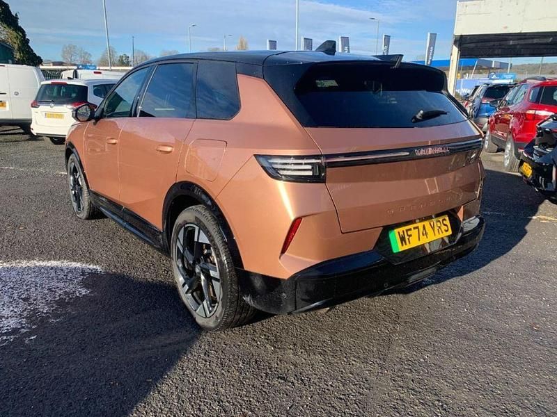 Used Vauxhall Grandland Ultimate 154 kW (210 HP) 2024 Brown SUV