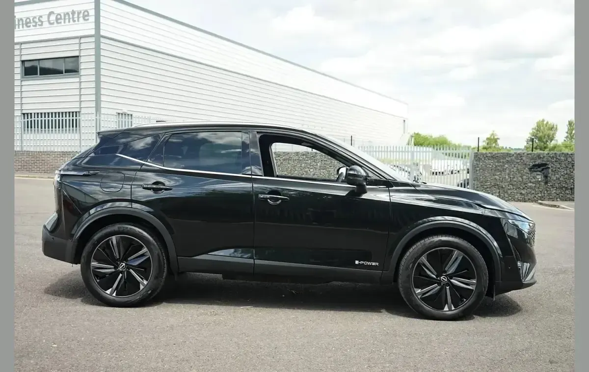 Used Nissan Qashqai Tekna 190 HP (139 kW) 2025 Black SUV