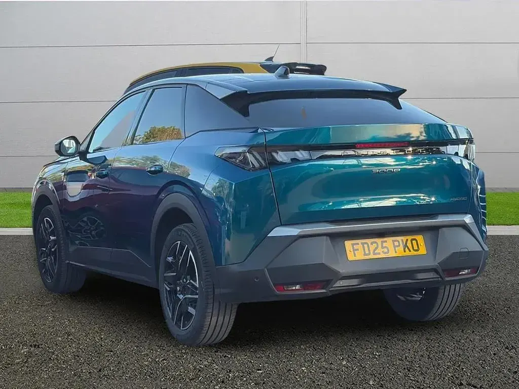 Used Peugeot 3008 2025 Blue SUV