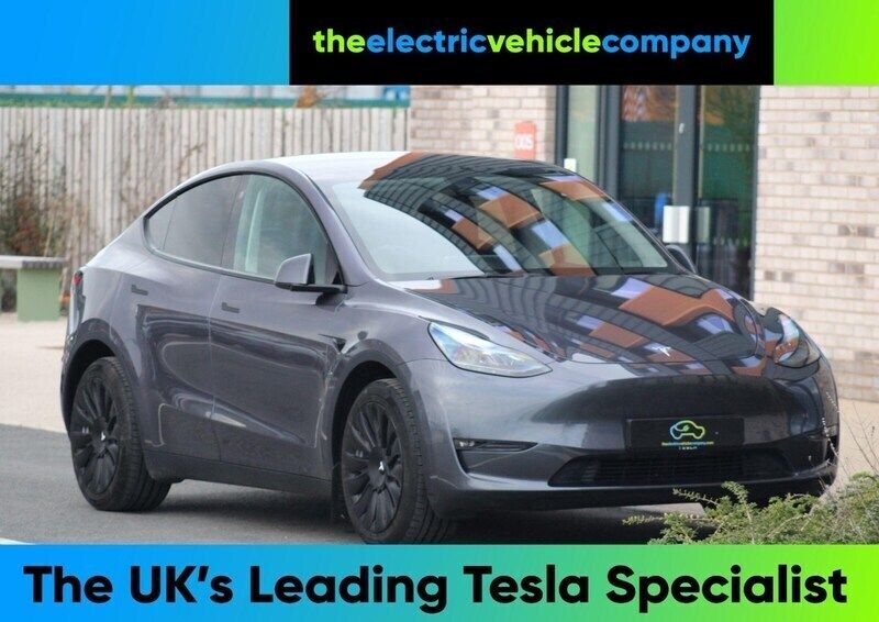 Grey Used 2022 Tesla Model Y Long Range SUV | £25,995 (Fair price) - Image 1/3