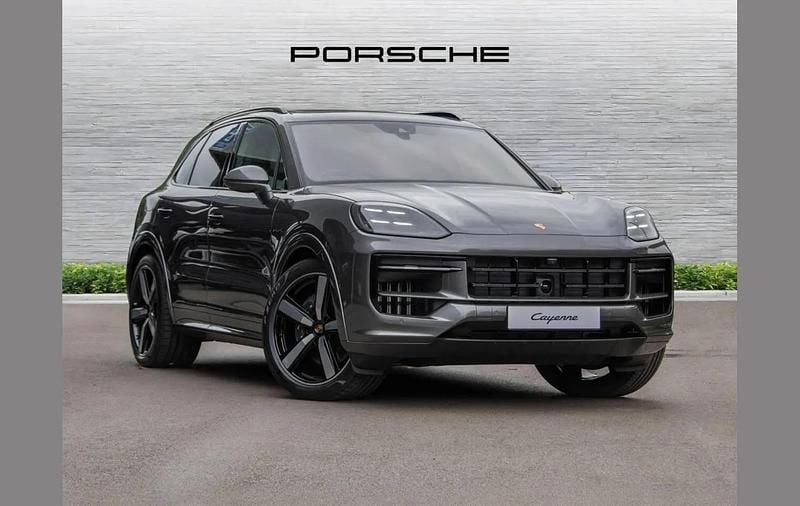 Grey Used 2025 Porsche Cayenne Chrono SUV | £114,995 - Image 1/4