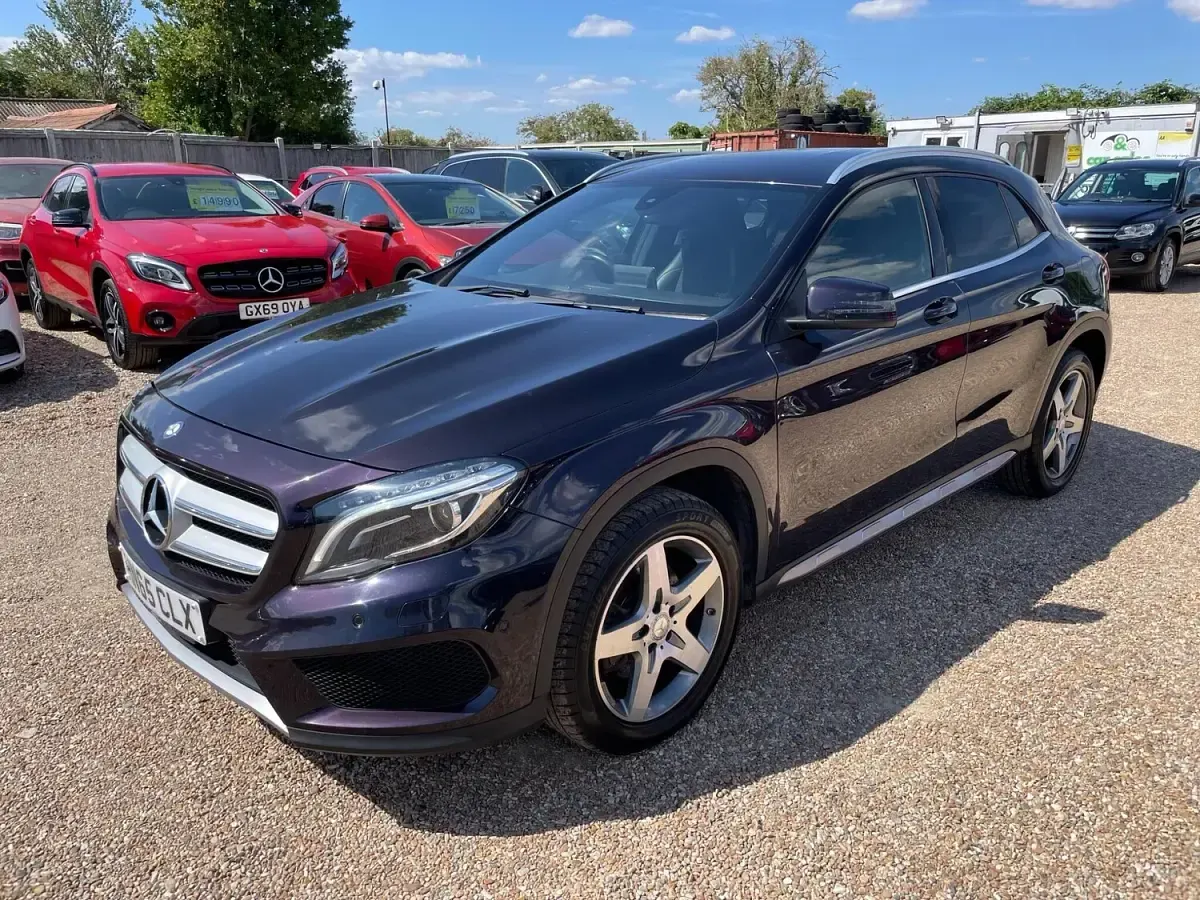 Used Mercedes GLA220 AMG line 174 HP (127 kW) 2015 Mauve/purple SUV