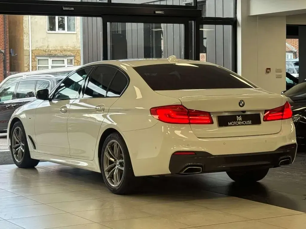 Used BMW 520 M Sport 190 HP (139 kW) 2018 White Sedan