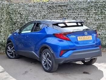 Second-hand Toyota C-HR 122 CP (89 kW) 2020 Albastru SUV