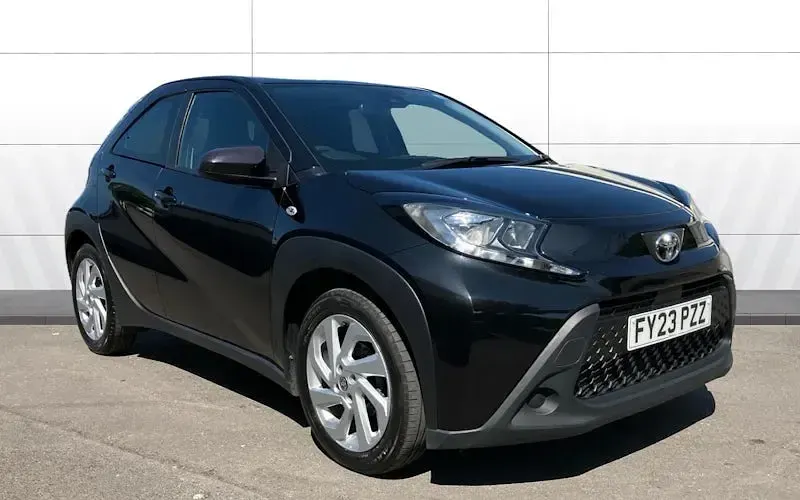 Used Toyota Aygo X PURE 72 HP (52 kW) 2023 SUV
