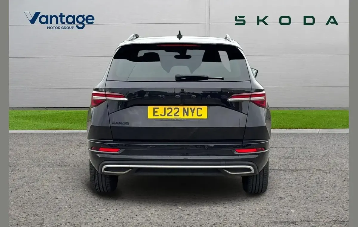 Used Skoda Karoq SportLine 150 HP (110 kW) 2022 Black magic pearl effect SUV