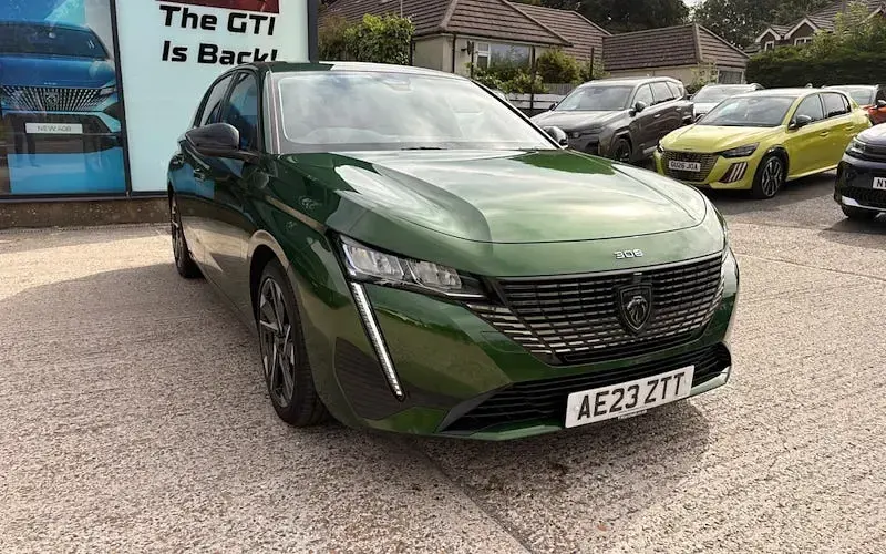 Used Peugeot 308 Allure Premium 131 HP (96 kW) 2023 Hatchback